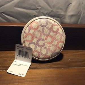NWT Coach Round WAV Coin Case/Purse Ivory/Multi